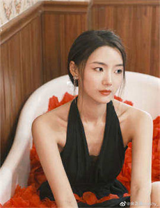 亚洲AV优女天堂波多野结衣-邻家特工国语版