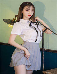 批批-又黄又欲又肉的小说