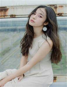 小沢アリス-MIMISEQINGWANG
